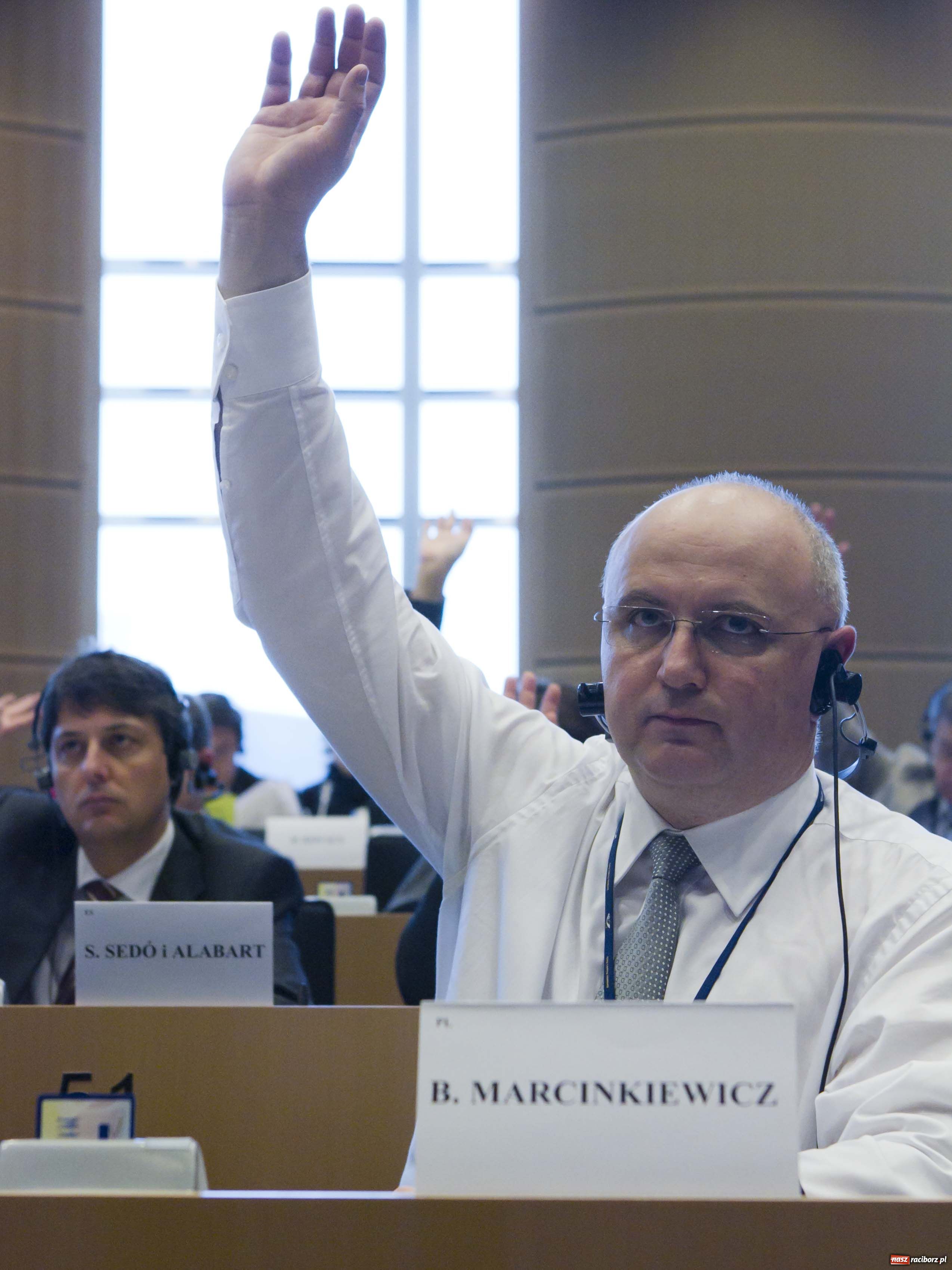 Zdjęcie w galerii na portalu naszraciborz.pl: Komisja ITRE dostrzega potencjał gazu z łupków  wiadomości z regionu