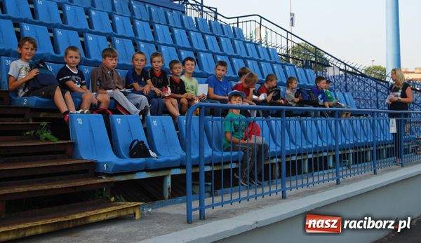 Zdjęcie w galerii na portalu naszraciborz.pl: LKS Wojnowice poznał Ruch Chorzów wiadomości z regionu