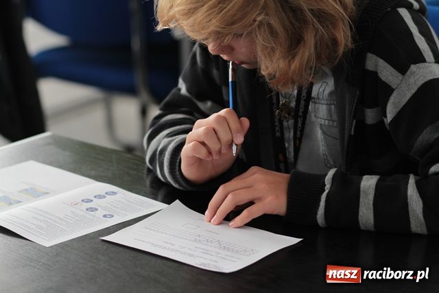 Zdjęcie w galerii na portalu naszraciborz.pl: Turniej Wiedzy o Ruchu Drogowym wiadomości z regionu