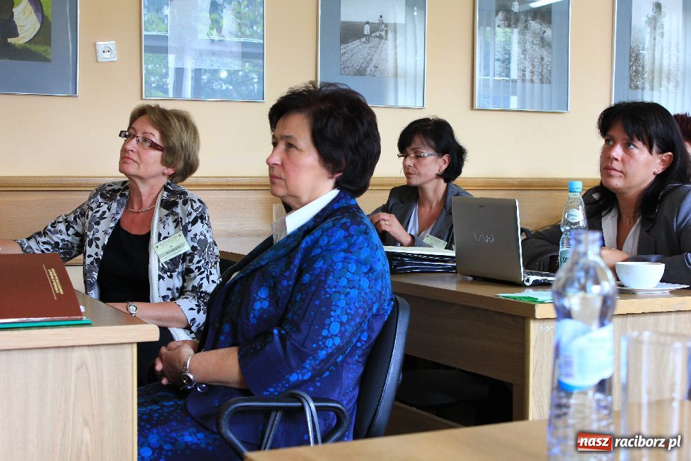 Zdjęcie w galerii na portalu naszraciborz.pl: W PWSZ rozmawiali o edukacji zdrowotnej wiadomości z regionu