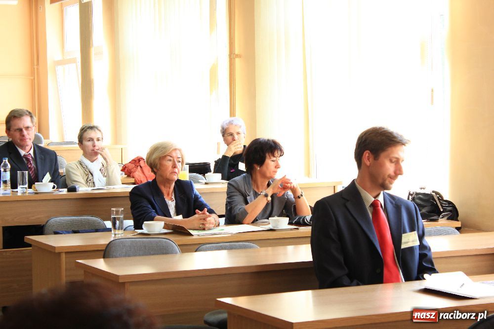 Zdjęcie w galerii na portalu naszraciborz.pl: W PWSZ rozmawiali o edukacji zdrowotnej wiadomości z regionu