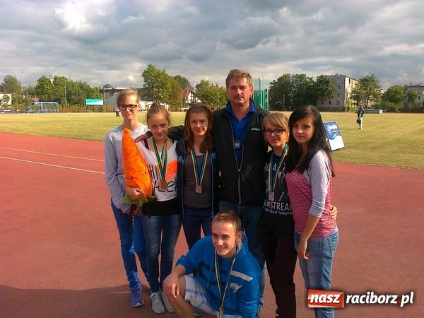 Zdjęcie w galerii na portalu naszraciborz.pl: Lekka atletyka: młodzicy w akcji wiadomości z regionu