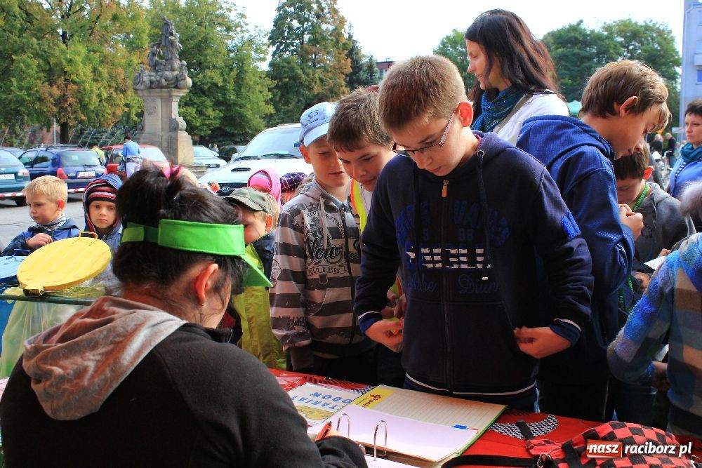 Zdjęcie w galerii na portalu naszraciborz.pl: Pikinik ekologiczny na placu Długosza wiadomości z regionu