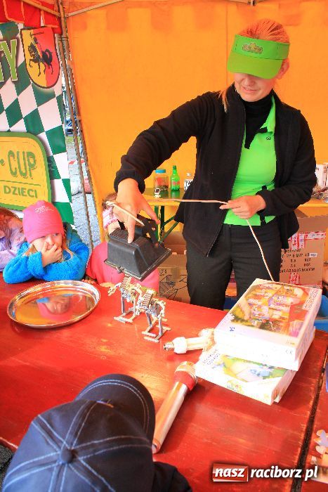 Zdjęcie w galerii na portalu naszraciborz.pl: Pikinik ekologiczny na placu Długosza wiadomości z regionu