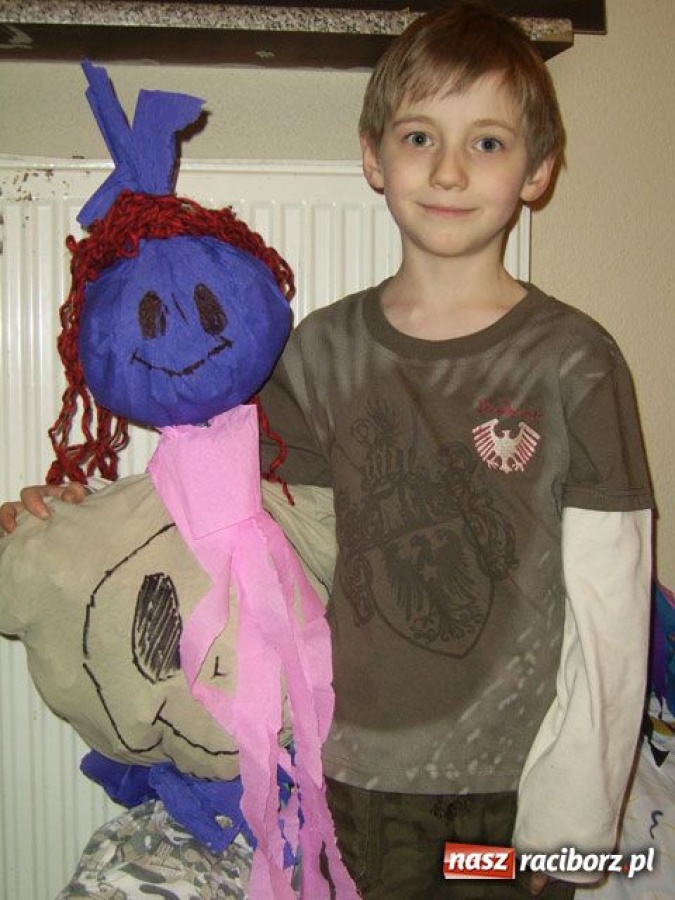 Zdjęcie w galerii na portalu naszraciborz.pl: Marzanna 2009 w RCK wiadomości z regionu