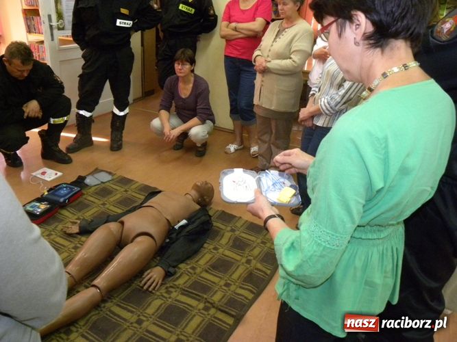 Zdjęcie w galerii na portalu naszraciborz.pl: Panie bibliotekarki będą reanimować wiadomości z regionu