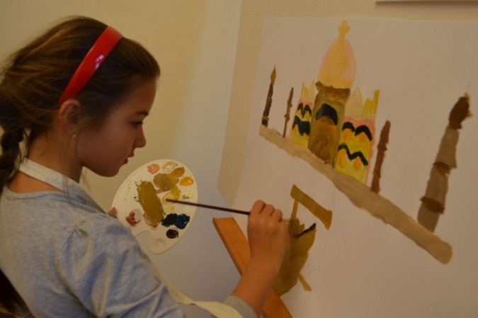 Zdjęcie w galerii na portalu naszraciborz.pl: Sławne budowle świata powstają na zamku wiadomości z regionu