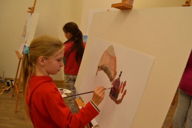 Zdjęcie w galerii na portalu naszraciborz.pl: Sławne budowle świata powstają na zamku wiadomości z regionu