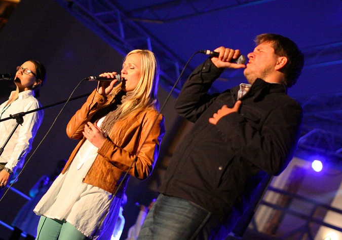 Zdjęcie w galerii na portalu naszraciborz.pl: Podnieście głowy, nabierzcie ducha wiadomości z regionu