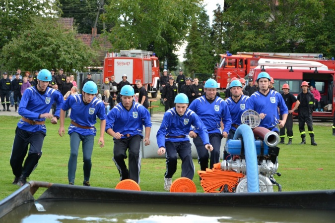 Zdjęcie w galerii na portalu naszraciborz.pl: Piękne Czeszki walczyły w Chałupkach wiadomości z regionu