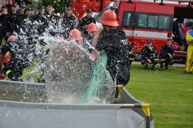 Zdjęcie w galerii na portalu naszraciborz.pl: Piękne Czeszki walczyły w Chałupkach wiadomości z regionu