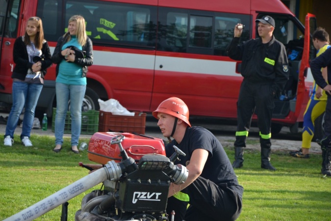 Zdjęcie w galerii na portalu naszraciborz.pl: Piękne Czeszki walczyły w Chałupkach wiadomości z regionu