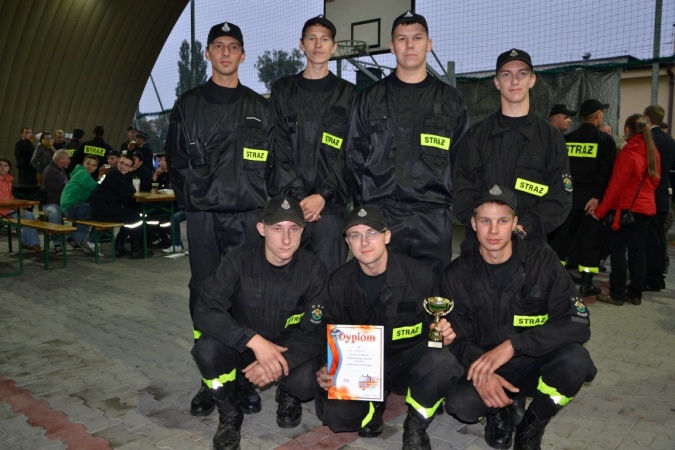 Zdjęcie w galerii na portalu naszraciborz.pl: Piękne Czeszki walczyły w Chałupkach wiadomości z regionu