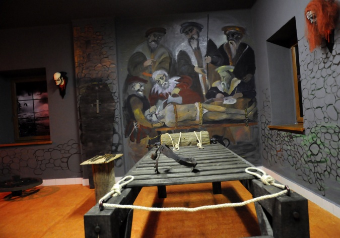 Zdjęcie w galerii na portalu naszraciborz.pl: W muzeum horroru już straszy wiadomości z regionu