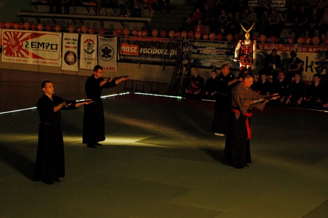 Zdjęcie w galerii na portalu naszraciborz.pl: Sztuki walki królowały w Arenie Rafako wiadomości z regionu