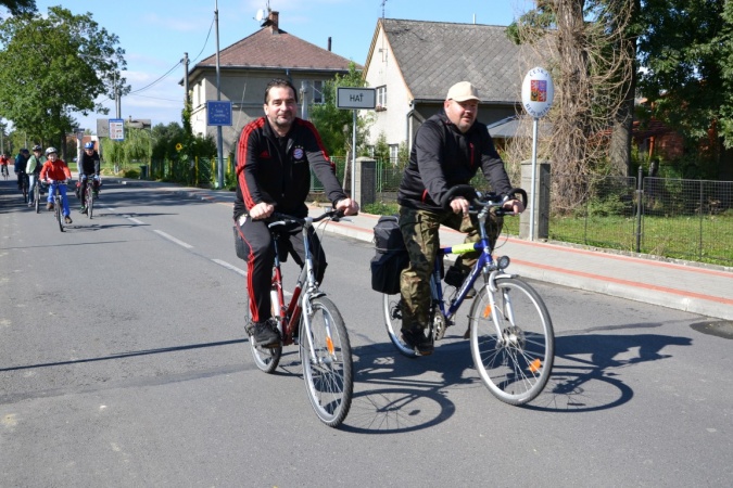 Zdjęcie w galerii na portalu naszraciborz.pl: Na rowerach bez granic wiadomości z regionu