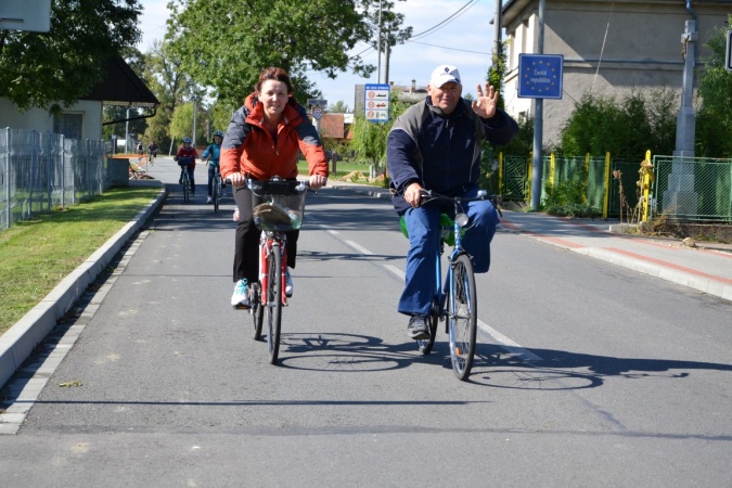 Zdjęcie w galerii na portalu naszraciborz.pl: Na rowerach bez granic wiadomości z regionu