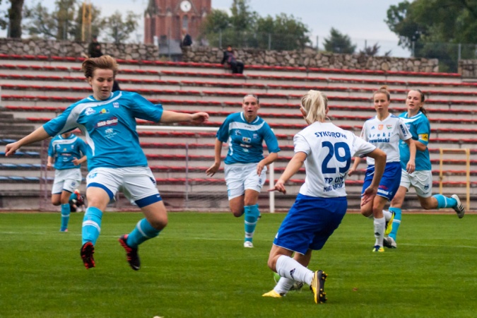 Zdjęcie w galerii na portalu naszraciborz.pl: Niebo zapłakało nad porażką Bydgoszczy wiadomości z regionu