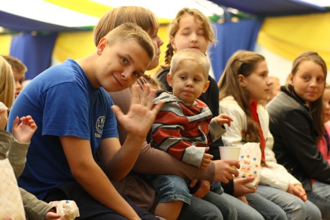Zdjęcie w galerii na portalu naszraciborz.pl: Słońce wyszło dla rodzin zastępczych wiadomości z regionu