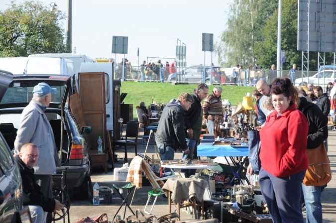 Zdjęcie w galerii na portalu naszraciborz.pl: Rekordowy jarmark na granicy wiadomości z regionu