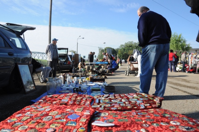 Zdjęcie w galerii na portalu naszraciborz.pl: Rekordowy jarmark na granicy wiadomości z regionu