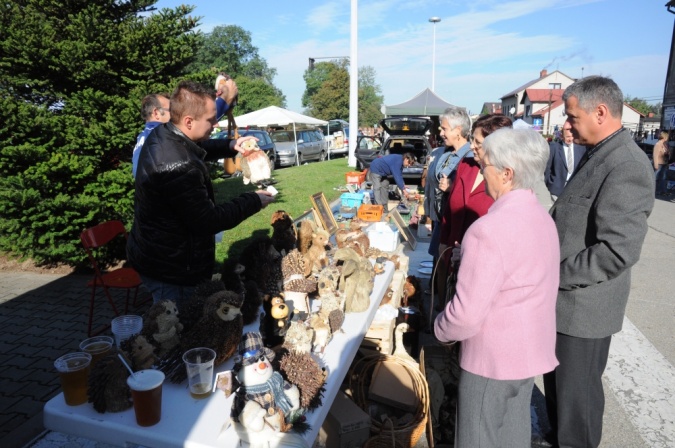 Zdjęcie w galerii na portalu naszraciborz.pl: Rekordowy jarmark na granicy wiadomości z regionu