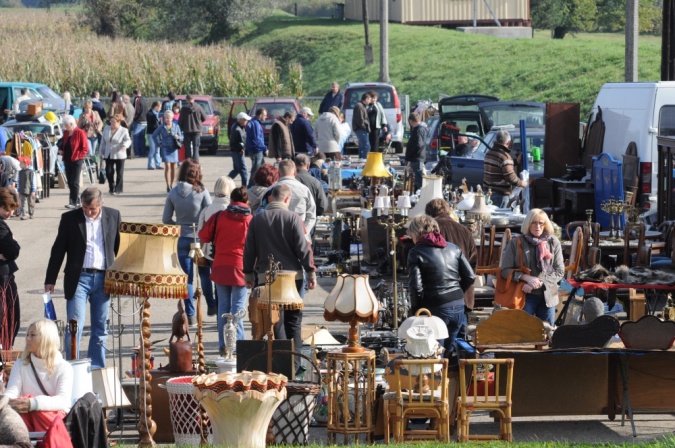 Zdjęcie w galerii na portalu naszraciborz.pl: Rekordowy jarmark na granicy wiadomości z regionu