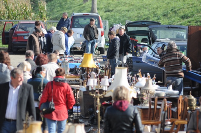 Zdjęcie w galerii na portalu naszraciborz.pl: Rekordowy jarmark na granicy wiadomości z regionu