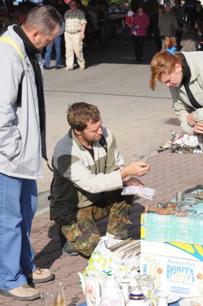 Zdjęcie w galerii na portalu naszraciborz.pl: Rekordowy jarmark na granicy wiadomości z regionu