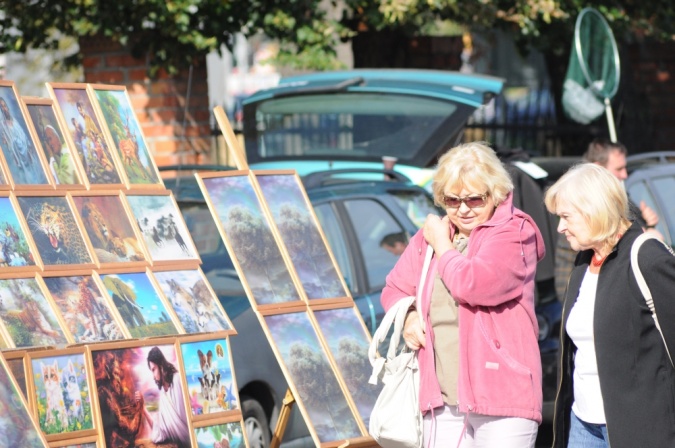 Zdjęcie w galerii na portalu naszraciborz.pl: Rekordowy jarmark na granicy wiadomości z regionu