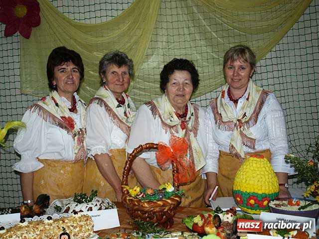 Zdjęcie w galerii na portalu naszraciborz.pl: Nędza tuczy, czyli powiatowy pokaz jadła wiadomości z regionu