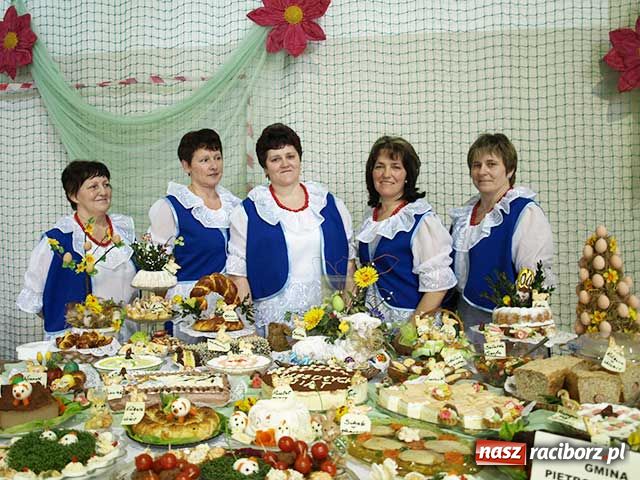 Zdjęcie w galerii na portalu naszraciborz.pl: Nędza tuczy, czyli powiatowy pokaz jadła wiadomości z regionu