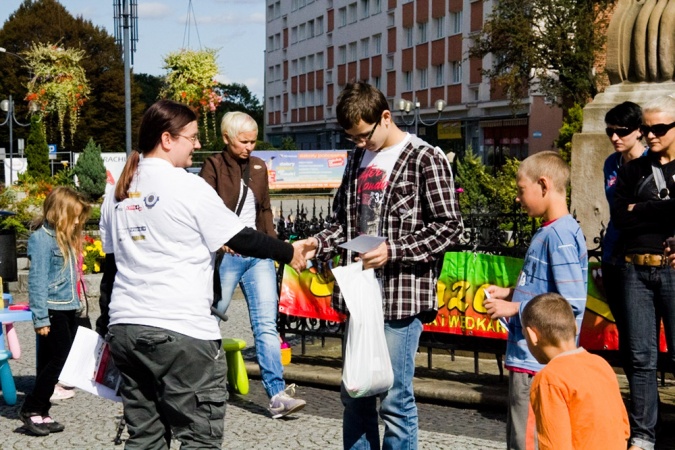 Zdjęcie w galerii na portalu naszraciborz.pl: Zerwijmy łańcuchy. Bądź bratem - nie katem! wiadomości z regionu