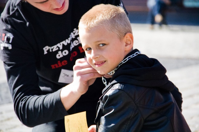Zdjęcie w galerii na portalu naszraciborz.pl: Zerwijmy łańcuchy. Bądź bratem - nie katem! wiadomości z regionu