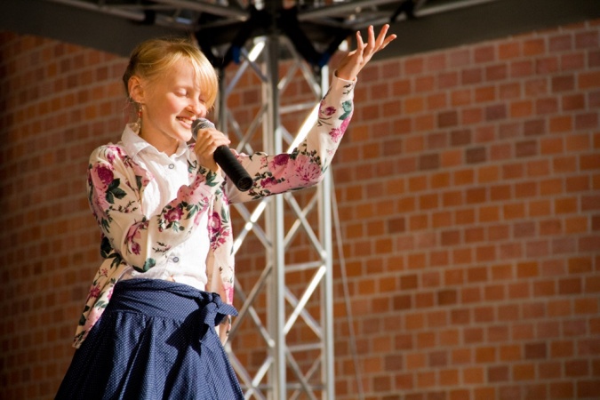 Zdjęcie w galerii na portalu naszraciborz.pl: Wernisaż na zamku - sławne budowle świata wiadomości z regionu