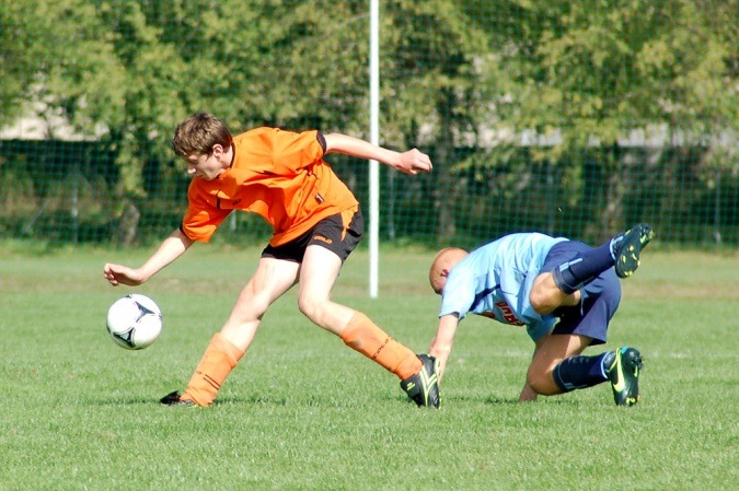 Zdjęcie w galerii na portalu naszraciborz.pl: Nieudana pogoń bramkarza Rafako wiadomości z regionu