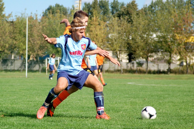 Zdjęcie w galerii na portalu naszraciborz.pl: Nieudana pogoń bramkarza Rafako wiadomości z regionu
