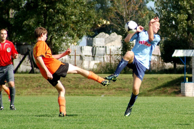 Zdjęcie w galerii na portalu naszraciborz.pl: Nieudana pogoń bramkarza Rafako wiadomości z regionu