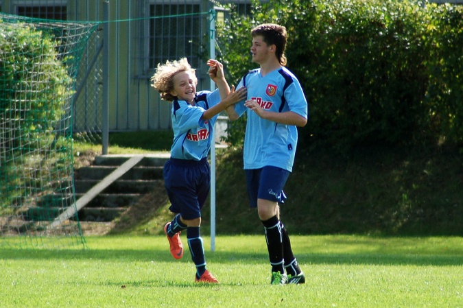 Zdjęcie w galerii na portalu naszraciborz.pl: Nieudana pogoń bramkarza Rafako wiadomości z regionu