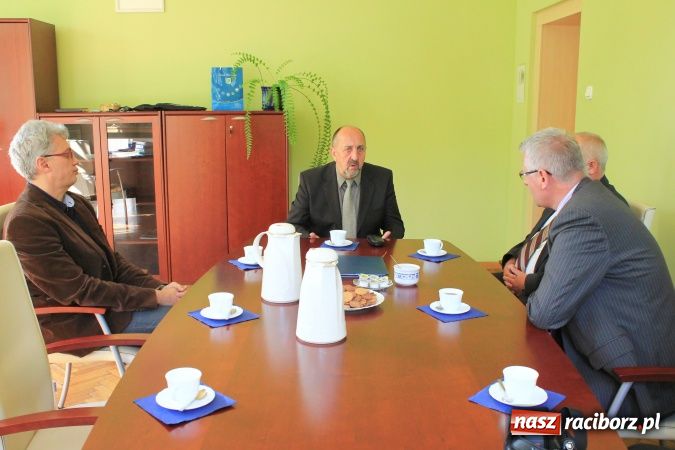 Zdjęcie w galerii na portalu naszraciborz.pl: Podpisali umowę o wzajemnej współpracy wiadomości z regionu