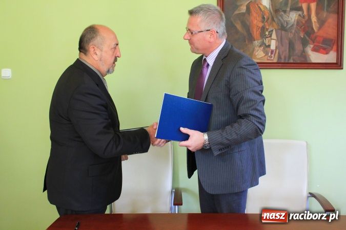 Zdjęcie w galerii na portalu naszraciborz.pl: Podpisali umowę o wzajemnej współpracy wiadomości z regionu