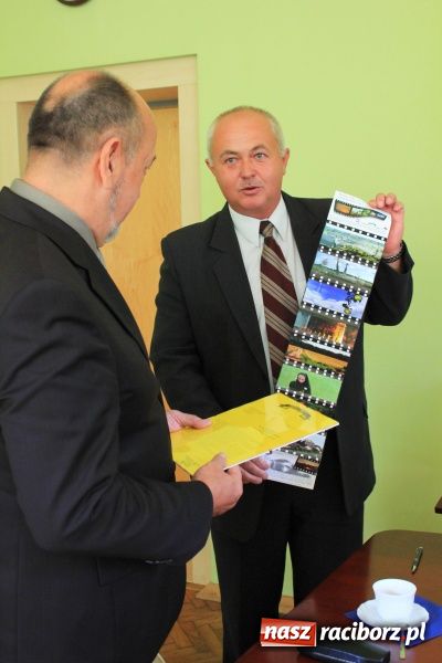 Zdjęcie w galerii na portalu naszraciborz.pl: Podpisali umowę o wzajemnej współpracy wiadomości z regionu