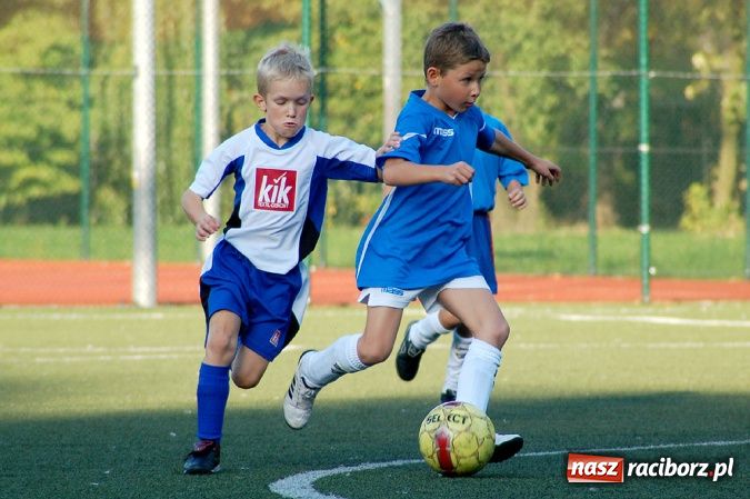 Zdjęcie w galerii na portalu naszraciborz.pl: Młodzi Unici pokazali klasę wiadomości z regionu