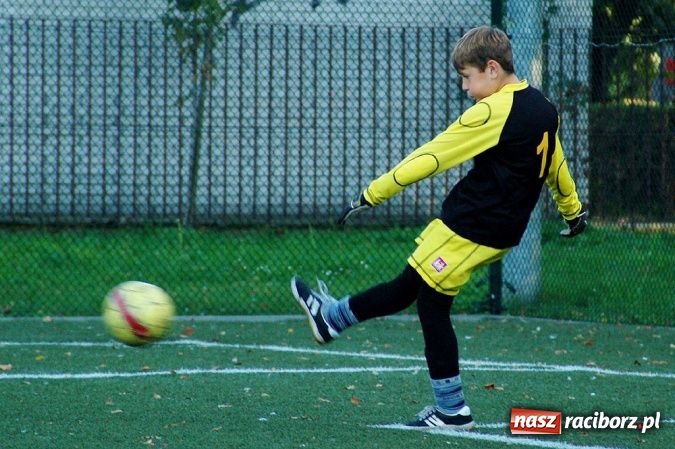 Zdjęcie w galerii na portalu naszraciborz.pl: Młodzi Unici pokazali klasę wiadomości z regionu