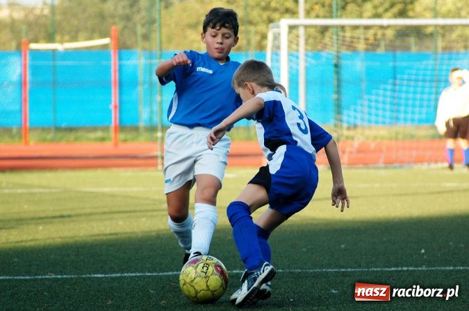 Zdjęcie w galerii na portalu naszraciborz.pl: Młodzi Unici pokazali klasę wiadomości z regionu