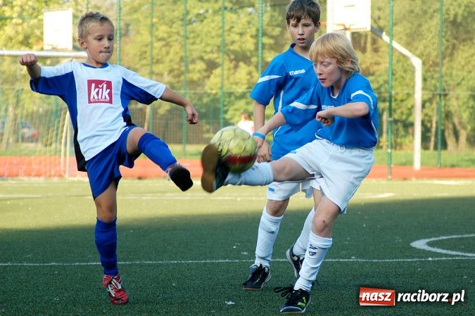 Zdjęcie w galerii na portalu naszraciborz.pl: Młodzi Unici pokazali klasę wiadomości z regionu