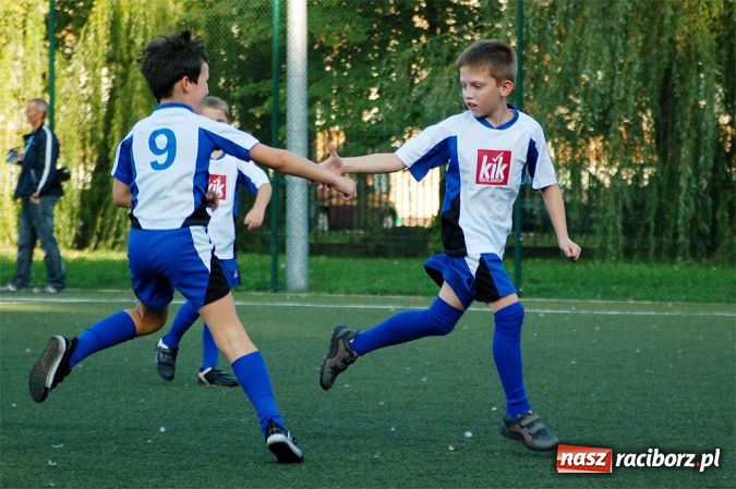 Zdjęcie w galerii na portalu naszraciborz.pl: Młodzi Unici pokazali klasę wiadomości z regionu