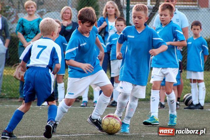 Zdjęcie w galerii na portalu naszraciborz.pl: Młodzi Unici pokazali klasę wiadomości z regionu