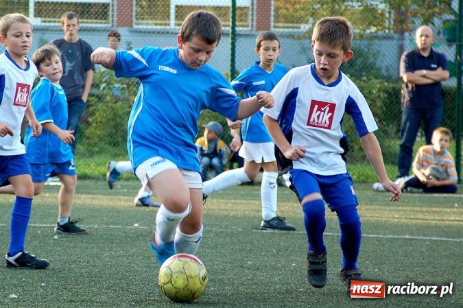 Zdjęcie w galerii na portalu naszraciborz.pl: Młodzi Unici pokazali klasę wiadomości z regionu