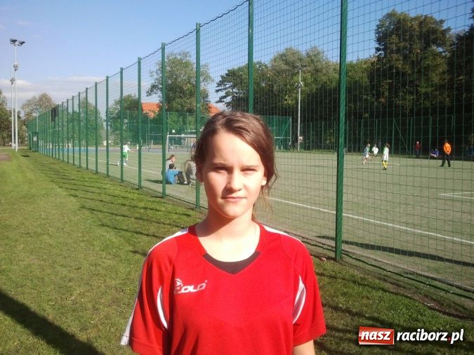 Zdjęcie w galerii na portalu naszraciborz.pl: Futbolistki z Pawłowa mierzą w turniej w stolicy wiadomości z regionu